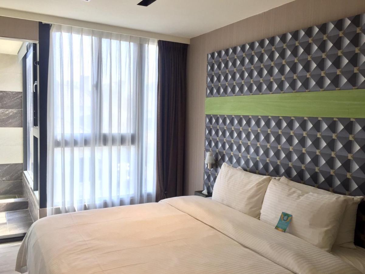 Fengjia Hotel Bell Taizhong Zewnętrze zdjęcie